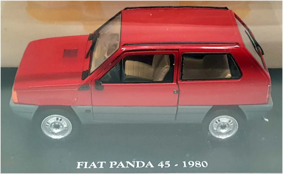 Altaya 1/24 Scale Diecast NX03 - 1980 Fiat Panda 45 - Red