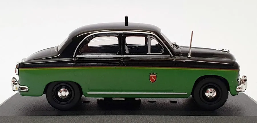 Altaya 1/43 Scale AL181120 - 1955 Fiat 1400 Roma Taxi - Black/Green