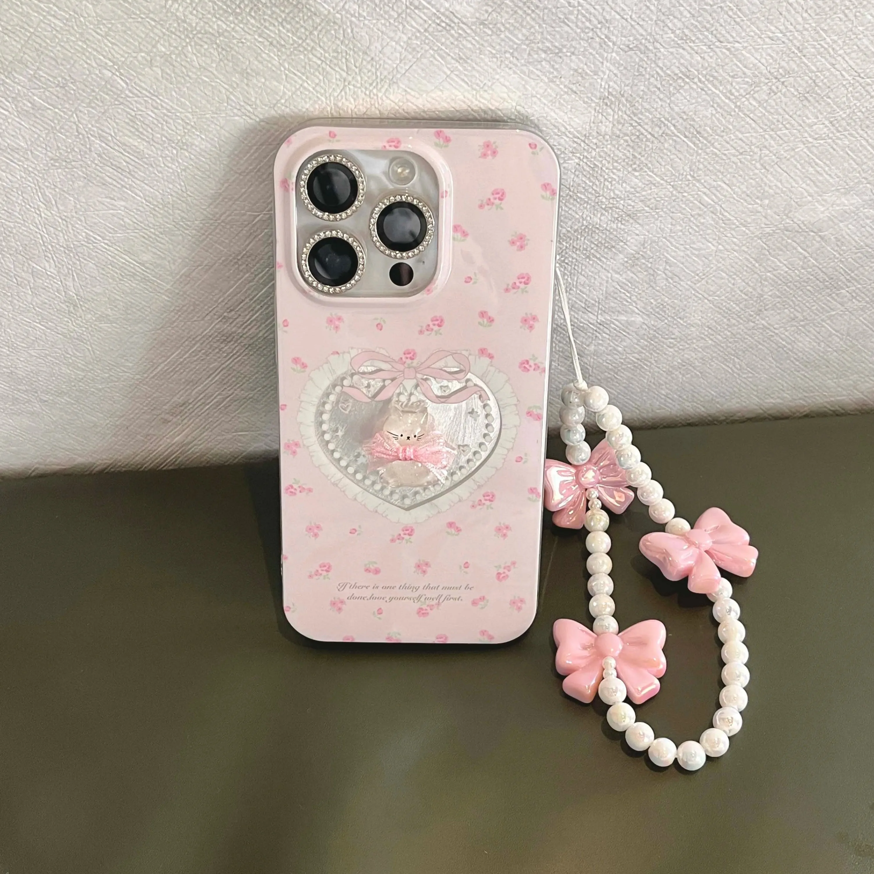 Cameo Kitty iPhone Case With Chain