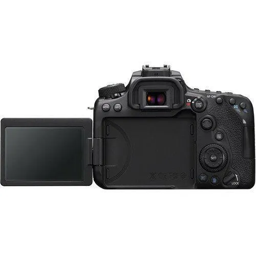 Canon EOS 90D DSLR Camera with 18-135mm IS USM NANO Lens