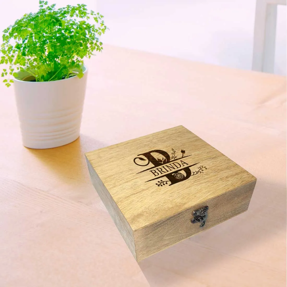 Engraving Personalised Wooden Jewellery Box Designs Gifts for Her - Name