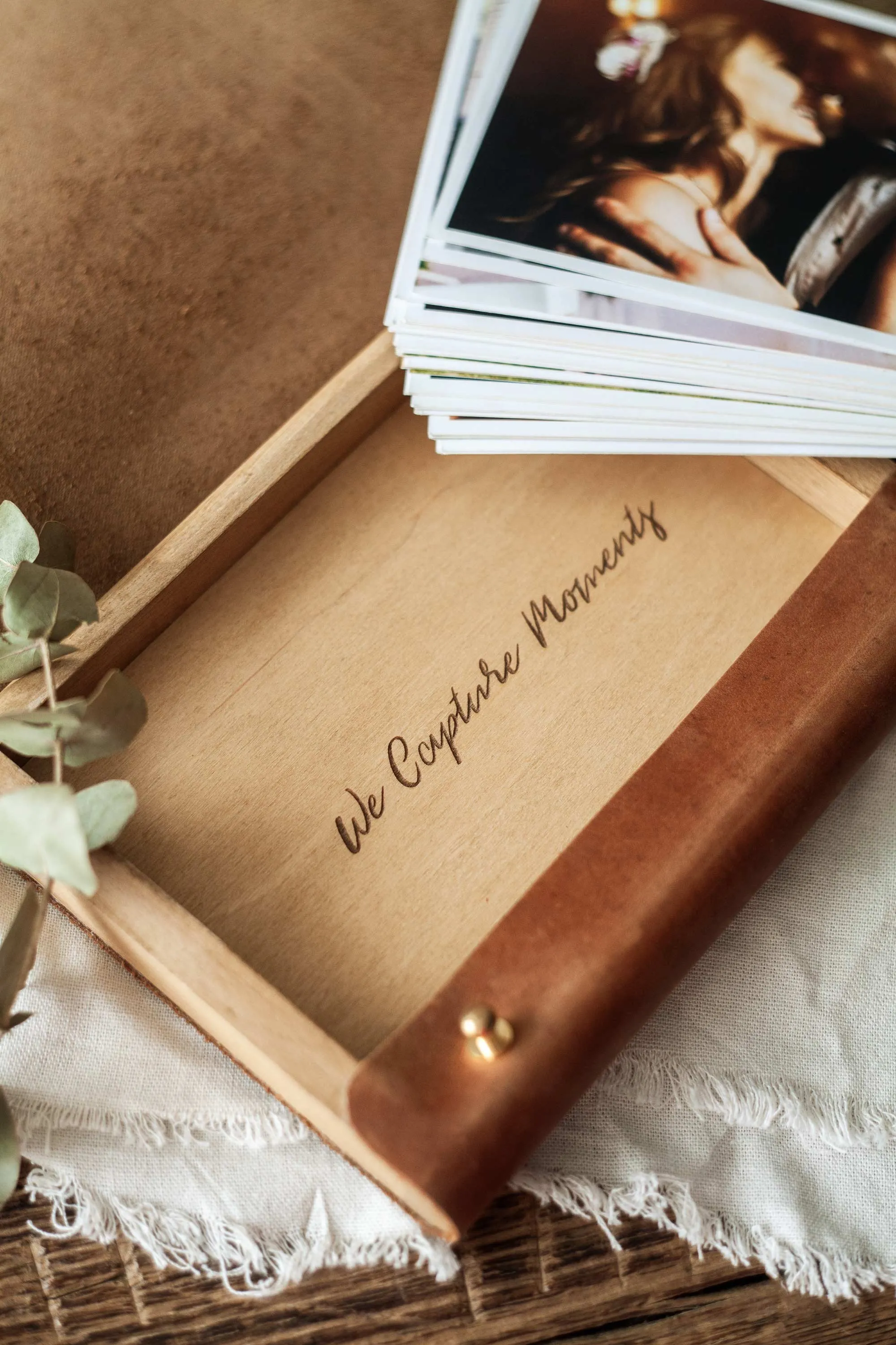 Leather Wood Box for Photos with Pen Drive for Wedding Photographers