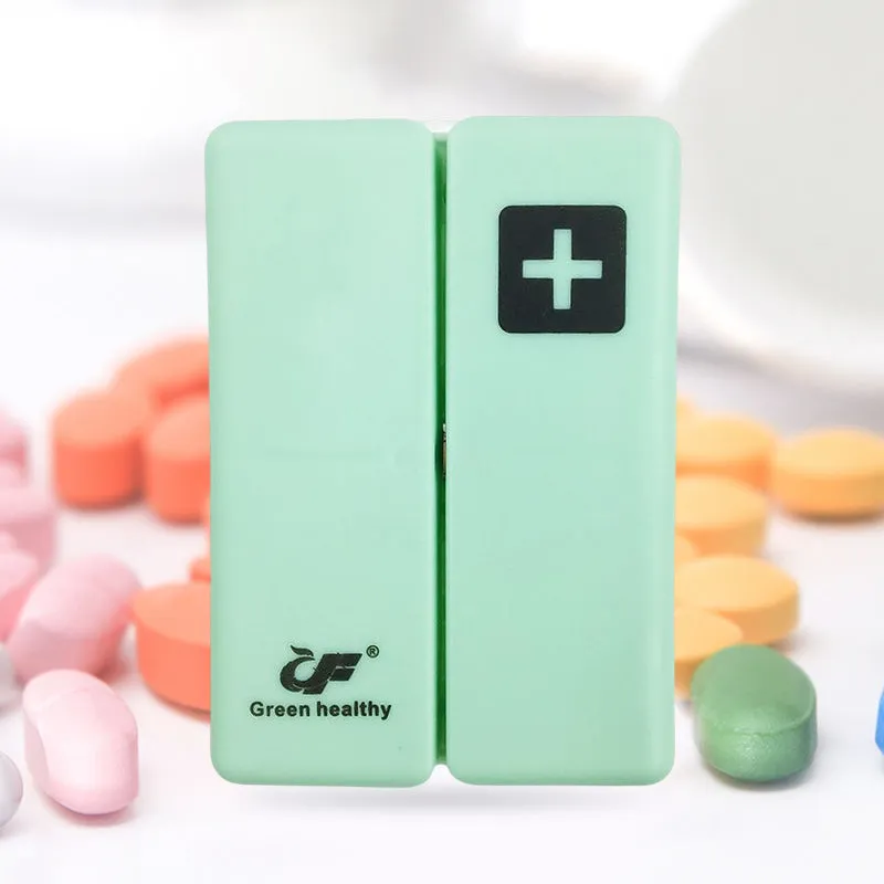 Magnetic pill box with 7 compartments - travel friendly