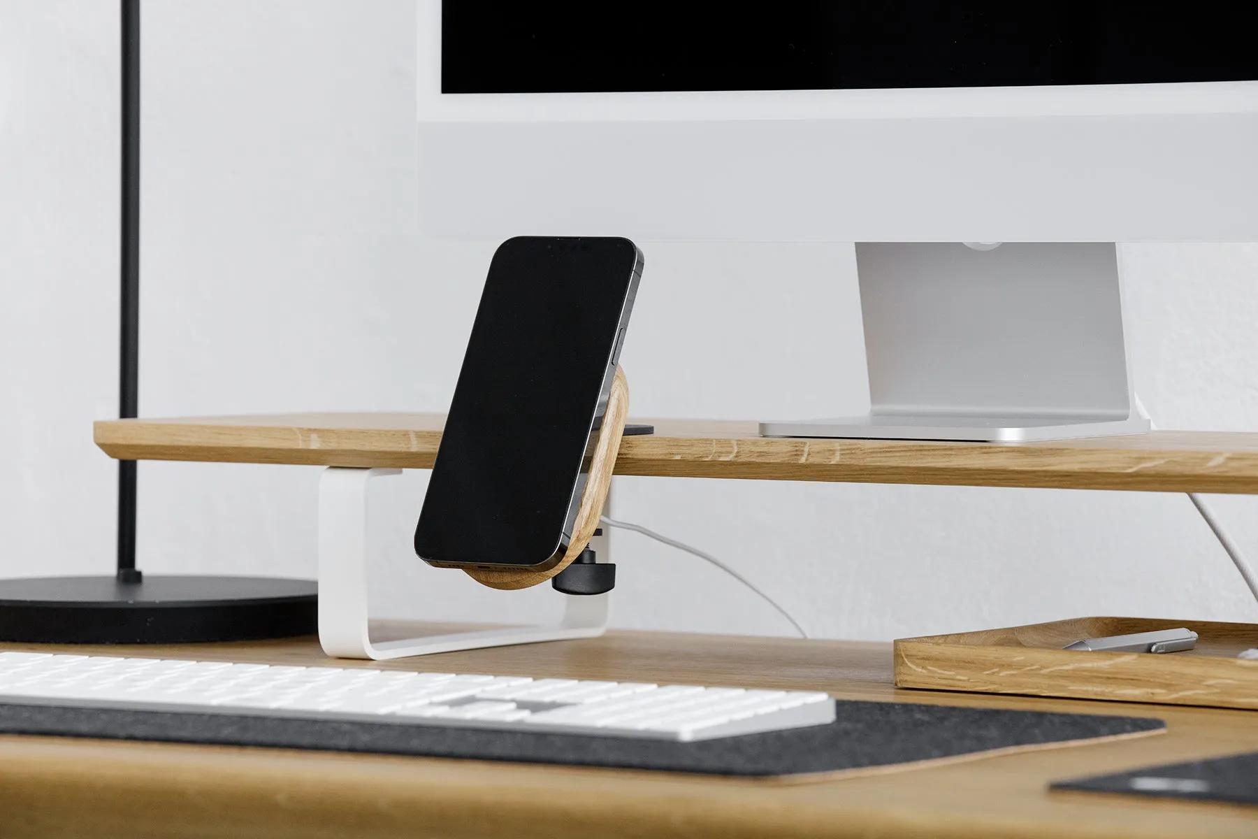 MagSafe iPhone Desk Shelf Mount