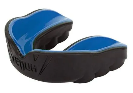 VENUM-0618 CHALLENGER SPORTS MUAY THAI BOXING MMA MOUTHGUARD Senior Age 11  Black Blue